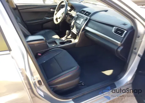 2015 Toyota Camry Se z USA, uszkodzony, nr VIN 4T1BF1FKXFU013213